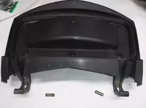 OEM 2010 CAN-AM SPYDER RT RTS RT-S SE5 TAPA DE ALMACENAMIENTO CUBIERTA INTERIOR K36-3 - Imagen 1 de 6