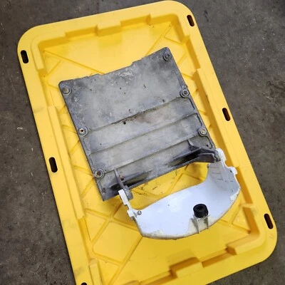 Kawasaki STX STS 750 900 1994-1998 canastilla inversa placa de conducción cubierta de bomba de chorro Foto 1 de 2