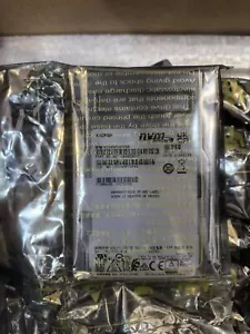 Kioxia KCD8XPUG7T68 CD8-P 7,68TB E3.S PCI Express 5.0 x4 (NVMe) SSD - Bild 1 von 1