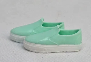 Como Nuevo Verde Sin Cordones Muñeca Zapatos Miniatura Plástico Tenis Barbie Moda Muñeca 03 - Imagen 1 de 6
