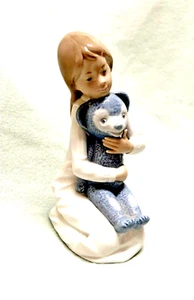 Nao Lladro "Girl hugs Teddy Bear" 7”tall Vintage - Picture 1 of 14