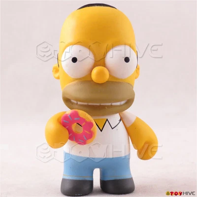 Kidrobot - The Simpsons series 1 - Homer Simpson with Donut 3-inch vinyl figure - Image 1 of 2