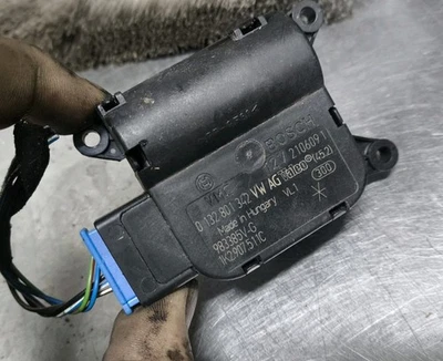VW AUDI SEAT SKODA Climate Control Flap Positioning Motor 1K2907511C - Image 1 of 2