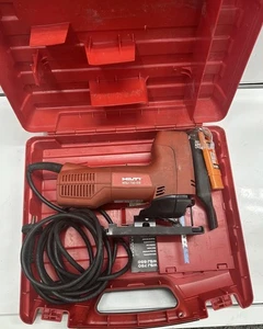 Hilti Stichsäge WSJ 750-EB, Werkzeug, Sägeblätter, Koffer - Bild 1 von 5