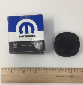 Mopar 1-83504098 Clutch Cylinder Cap - Picture 1 of 3
