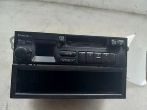 95-97 TOYOTA TACOMA 2.4L RWD MT RADIO / STEREO RECEIVER UNIT - Picture 1 of 12