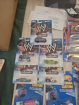 Hot Wheels Toys R Us Exclusivo Wwe Juego de 5 Coches Roddy Piper Rey Misterio Rock John Foto 1 de 4
