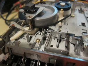 Repuestos para grabadora reproductor de cassette Califone 3430C, por tipo - Imagen 1 de 1