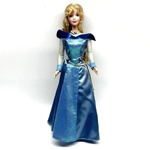 Disney Princess Sparkling Dornröschen 12 Zoll Puppe Mattel 2001 54204 - Bild 1 von 8