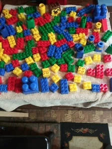 Assortment Of 85+ Piece Lego Blocks - Picture 1 of 9