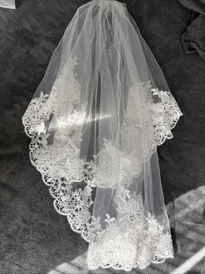 Velo de tul blanco nupcial 2 niveles, 32 pulgadas, clásico, nuevo Foto 1 de 4