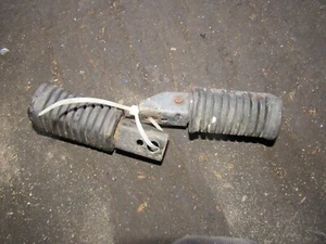 1981 kawasaki kz750 ltd rear foot pegs left right peg - Picture 1 of 1