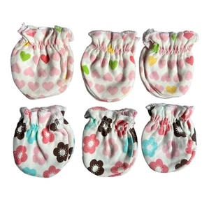 **Newborn Baby Anti Scratch Mittens, Gloves, Girls, 4/6 Pairs Hearts Floral** UK - Picture 1 of 4