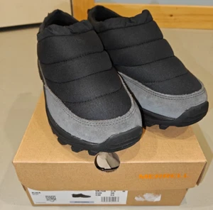 NUEVO Merrell Hombres Jóvenes Niños 4 Invierno Sin usar, en caja cero Negro Zapatos sin cordones Botas Nuevo en caja - Imagen 1 de 8