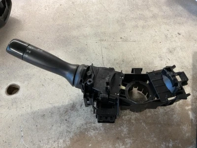 INTERRUPTORES DE CONTROL DE SEÑAL DE GIRO LÁMPARA FARO SUBARU IMPREZA 12 13 14 15 16 Foto 1 de 3