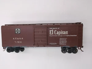 HO Scale ROUNDHOUSE SANTA FE AT&SF EL CAPITAN SINGLE DOOR BOX CAR - w/Kadees - Picture 1 of 9