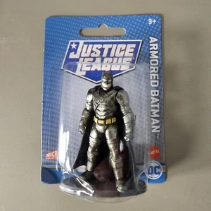 Armored Batman 3" Figurine 2020 DC Justice League Mattel Mini Action Figure - Picture 1 of 2