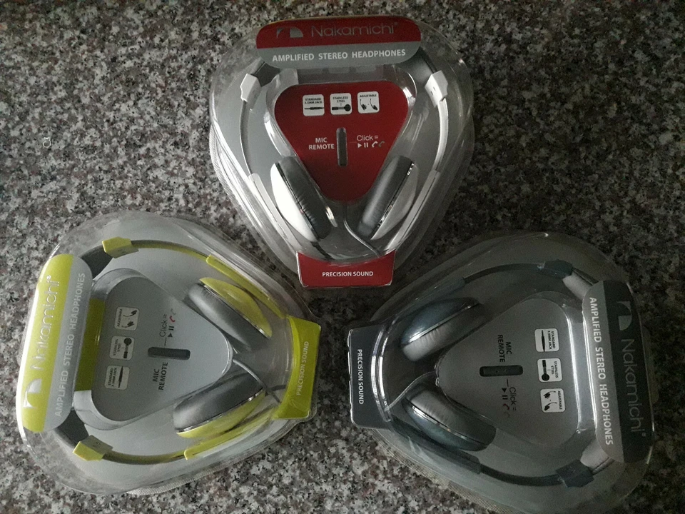 Nakamichi NK2000 Amplified Stereo Headphones with Mic Remote - New & Sealed - Image 1 of 1