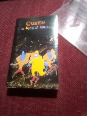 Queen - A Kind Of Magic | Cassette Album 1986 ( CLEAR CASSETTE BODY ) - Image 1 of 2