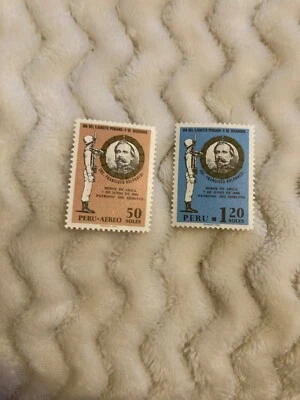 Día del Ejército 9 de Dic, Coronel Francisco Bolognesi, Juego de 2, Perú 1969, acepta ofertas Foto 1 de 3