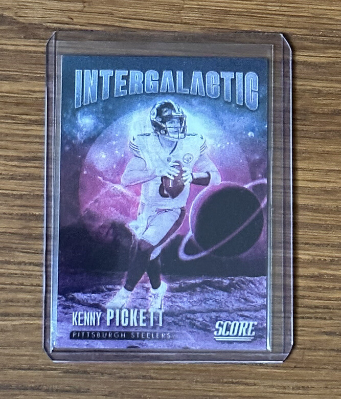 2023 Score Football Intergalactic #I-8 Kenny Pickett Steelers SSP Case Hit