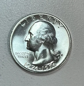 1976 S 40% Argento Bicentenario Quarto US Mint Brillante Non Circuito - Foto 1 di 2