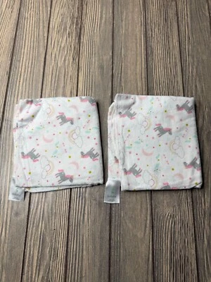 Juego de 2 mantas de bebé Lullaby estampado unicornio mezcla de algodón blanco multicolor Foto 1 de 4