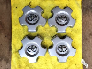 Original 07-13 Toyota Tundra Sequoia Hub Center Cap sold individually 4 avail - Picture 1 of 4