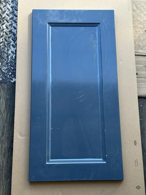 Caja Abierta IKEA Axstad Mate Gris Oscuro 15x30 ” Sección Puerta Gabinete 104.660.79 Foto 1 de 4