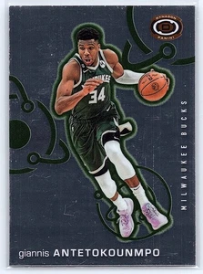 GIANNIS ANTETOKOUNMPO - 2022-23 Panini Chronicles Dynagon #518 - Picture 1 of 2