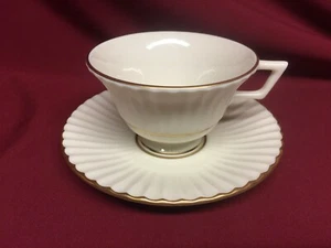 Taza y platillo Lenox Citation Gold - Imagen 1 de 4