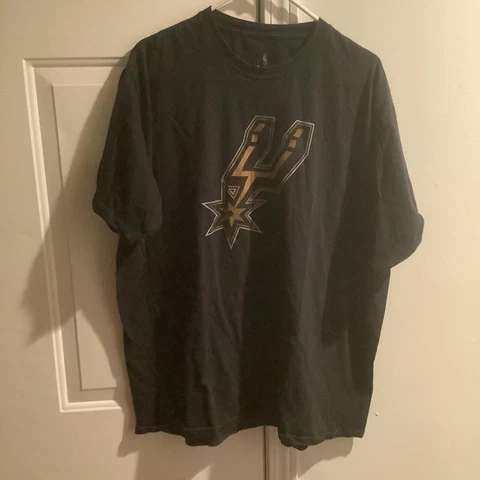 Nba fanatics size 2xl xxl extra extra large The San Antonio Spurs a member of th Cover