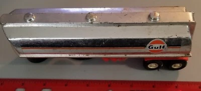 Remolque cisterna de petróleo Tonka Gulf de colección pieza sin cabina Foto 1 de 4