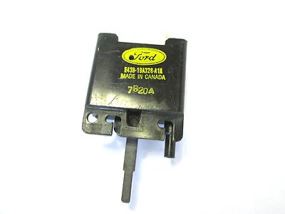 84 87 INTERRUPTOR DESCONGELANTE VENTANA TRASERA FORD TEMPO TOPACIO NUEVO NOS E43B-19A328-A1A Foto 1 de 4