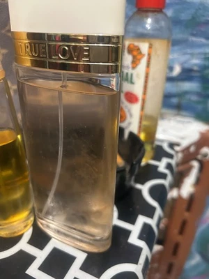 True Love for Women de Elizabeth Arden 1 oz. Botella Spray Perfume Sin Caja Foto 1 de 2