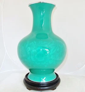 Jarrón Cloisonne verde jade Shippo musas japonesas vintage ANDO 12,4" con soporte de madera - Imagen 1 de 12