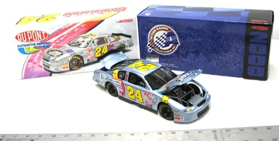 Acción Jeff Gordon #24 Dupont NASCAR 2000 1/18 fundido a presión en caja 1 de 3504 en caja Foto 1 de 4