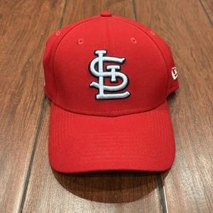 Size S/M - St Louis Cardinals New Era 39Thirty Fathers Day 2020 Hat - Picture 1 of 5