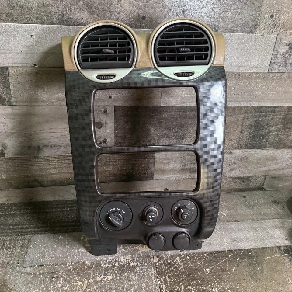 GMC Envoy 2002-2008 radio tablero ventilación bisel control de clima gris tostado OEM 15064027 Foto 1 de 4