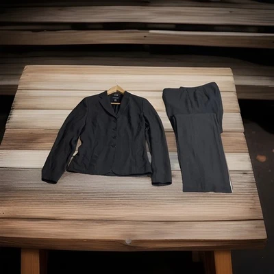 Ann Taylor Classic Charcoal, Gray  suit 4 Buttons  Women Sz-2 - Image 1 of 4