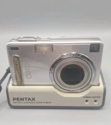 Pentax Optio SV 5.0MP 5 Optical Zoom Compact Digital Camera And Charging Doc. - Image 1 of 4