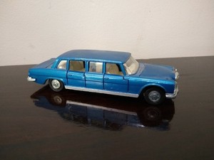 dinky toys mercedes benz 600