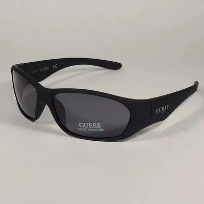 Gafas de sol Guess GF4010-S-02A mate negro gris lente degradada 58-15-115 Foto 1 de 4
