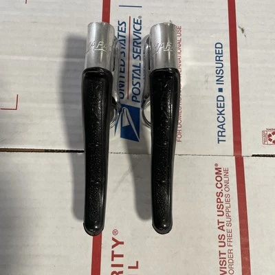 Nuevo de Lote Antiguo Palancas de Freno Mafac Barra Drop Cubiertas Negras Años 70 60 Foto 1 de 4