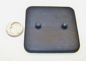 PRATT WHITNEY AIRCRAFT ENGINE 411506 NOS BLACK RUBBER CUSHION BUMPER 2" SQ .190T - Picture 1 of 4