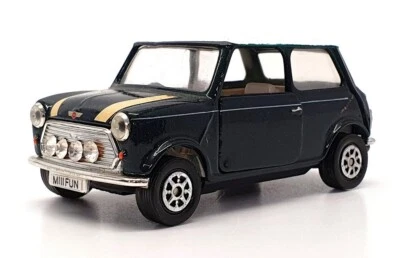 Corgi 1/36 Scale C3min6 - Mini Reworked Conversion - Green/White - Image 1 of 4