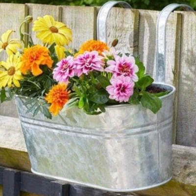 Galvanised Hanging Garden Planter Flower Pot with Hook Outdoor 5L Fence - Image 1 of 4