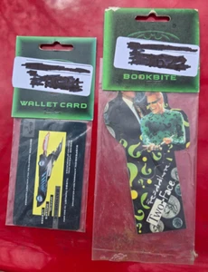 Batman Forever 1995 vintage, bocado de libro y tarjeta billetera, nuevo en paquete - Imagen 1 de 6