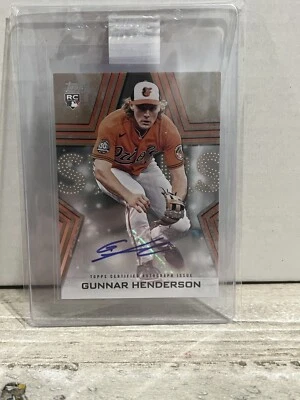 2023 Topps Rookie Stars Gunnar Henderson Auto 38/50 - Image 1 of 2