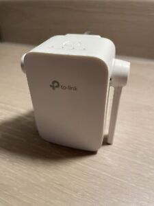 Tp-Link  RE305 AC1200 WIFI Repeater. Used
